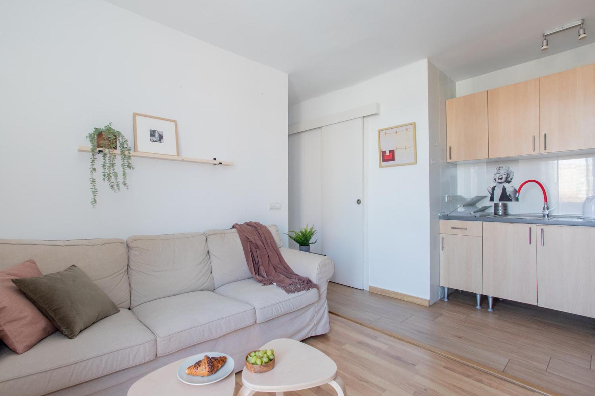 Apartment Sunshine & Beach Urban Two-bedroom *